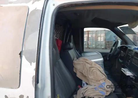 2007 Chevrolet Express Work Van из США, поврежденный, VIN 1GCFG15X971110793